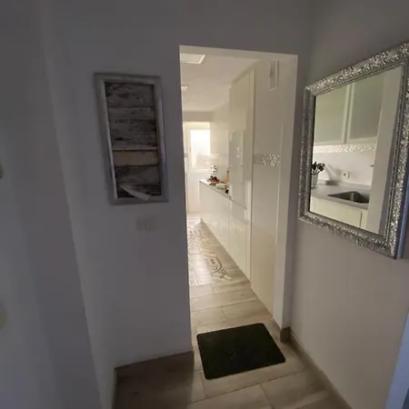 El Medano Suite Апартаменты *